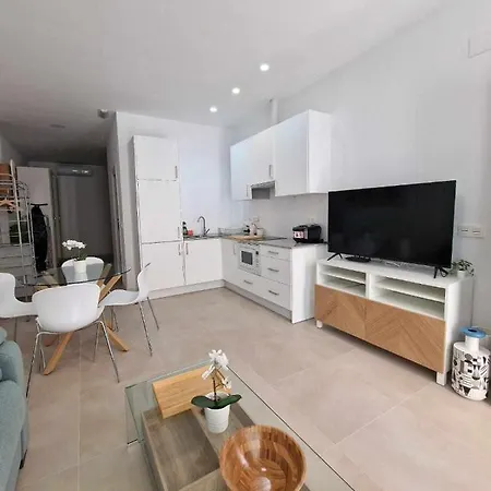 Moderno Apartamento 1 Junto A Calle Marmoles Malaga